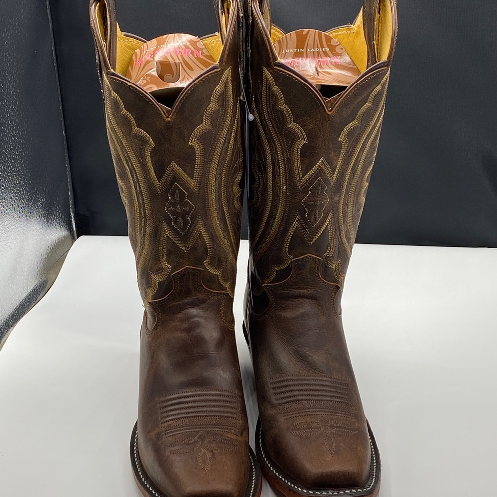 Women’s Cowboy Boots
